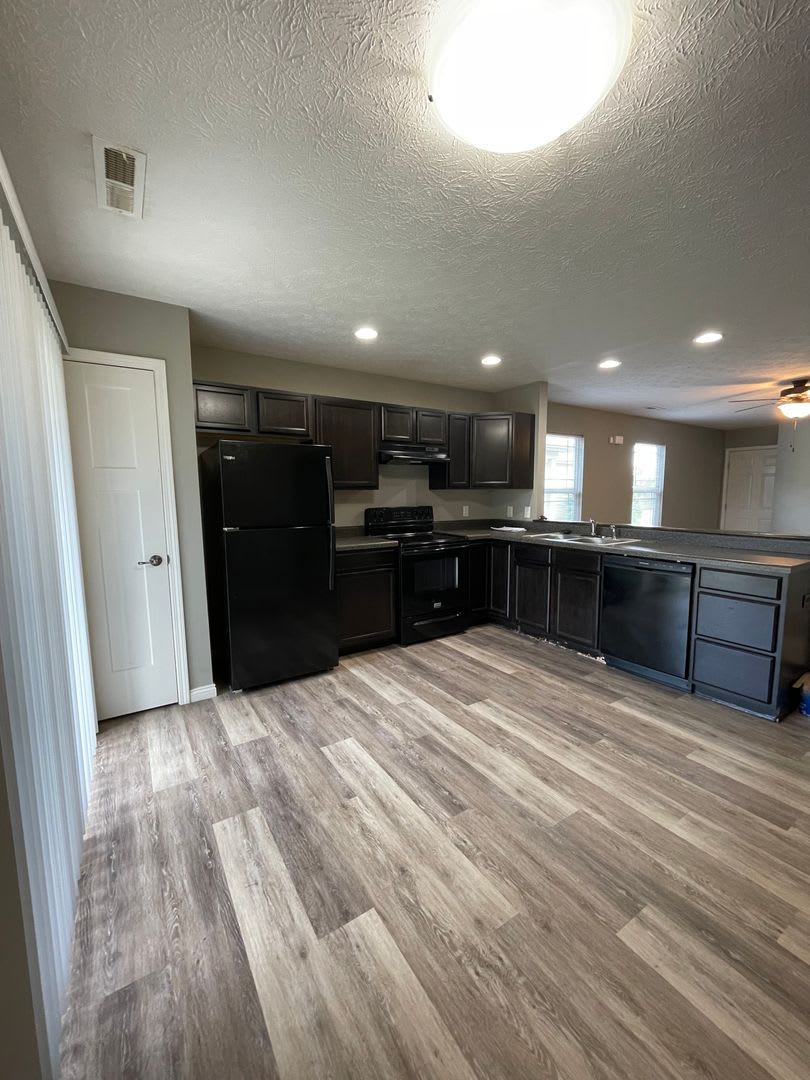 Three Bedroom Single Family Home – photo 2