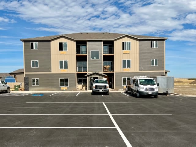 470 Constitution Blvd – photo 1