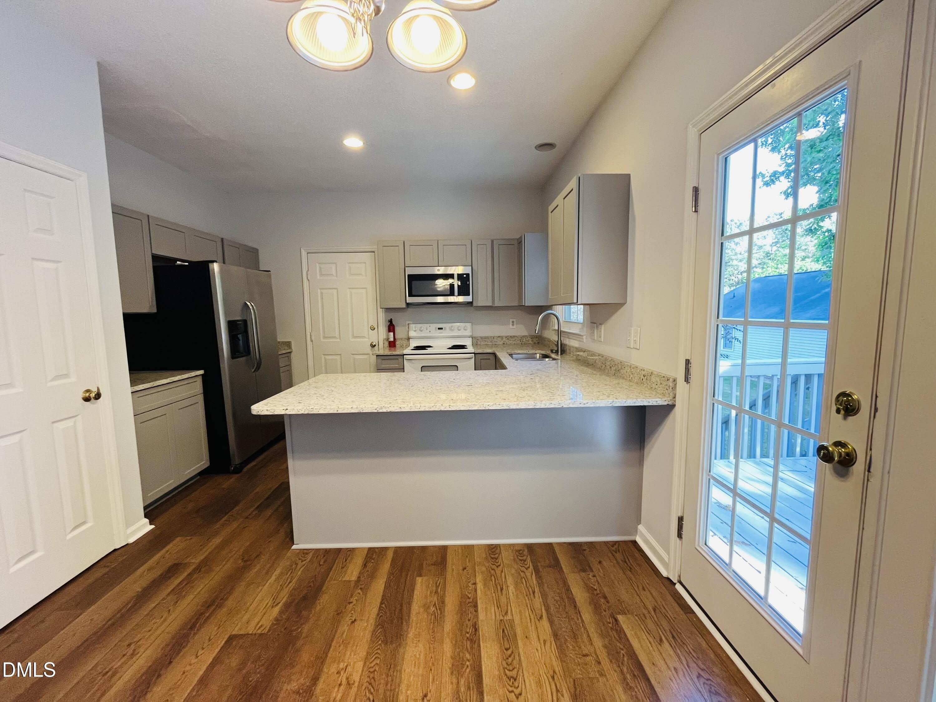 504 Quest Ridge Drive – photo 5