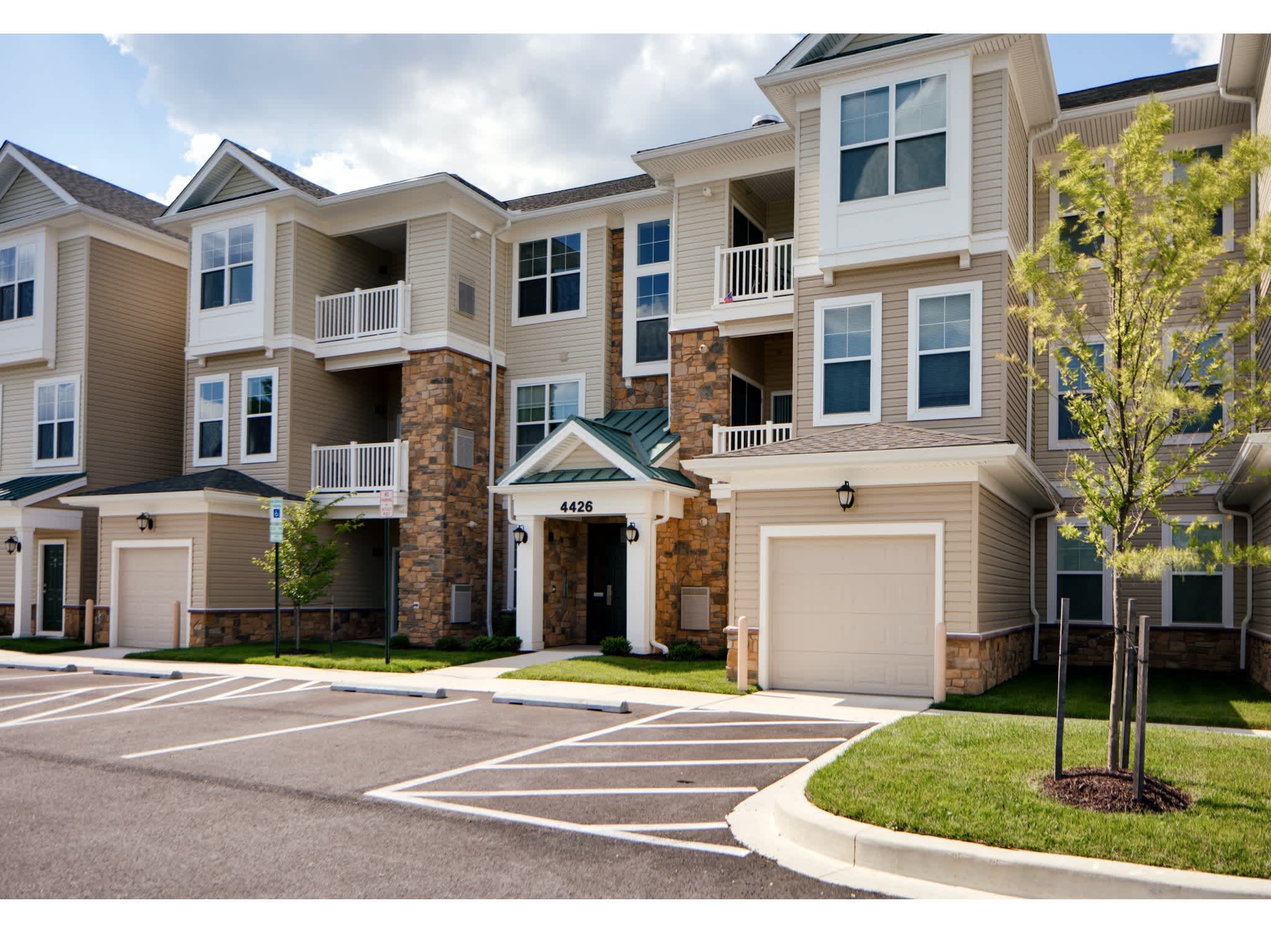 Riverside Apartments – photo 5