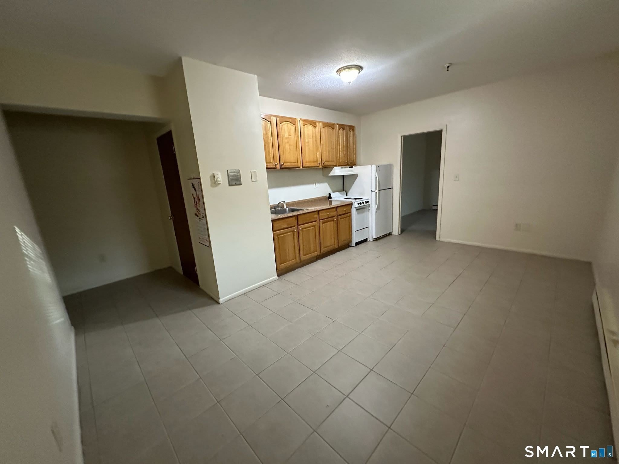 1660 E Main Street – photo 3