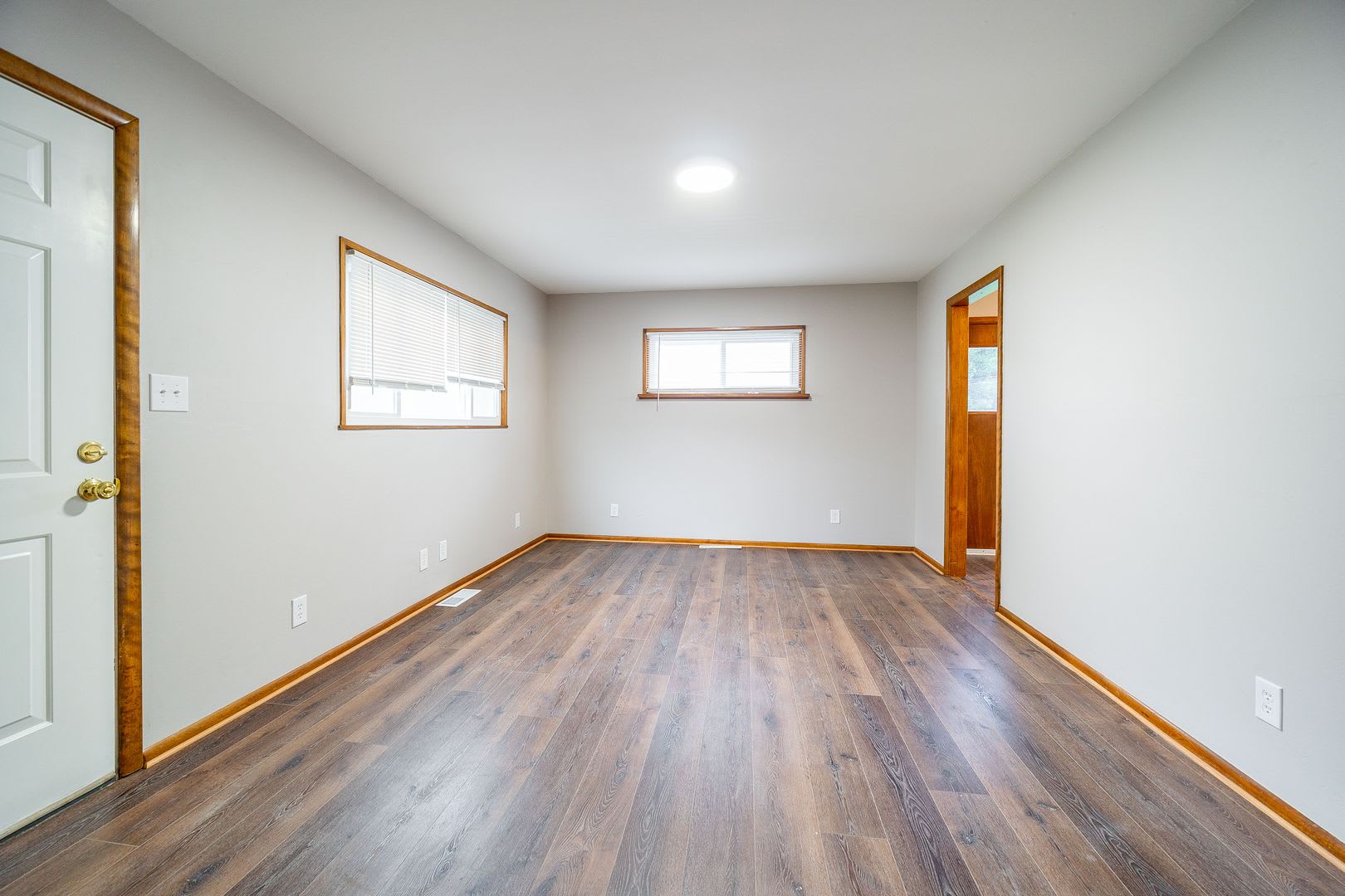 Updated 3 Bedroom Home In North Linden – photo 3