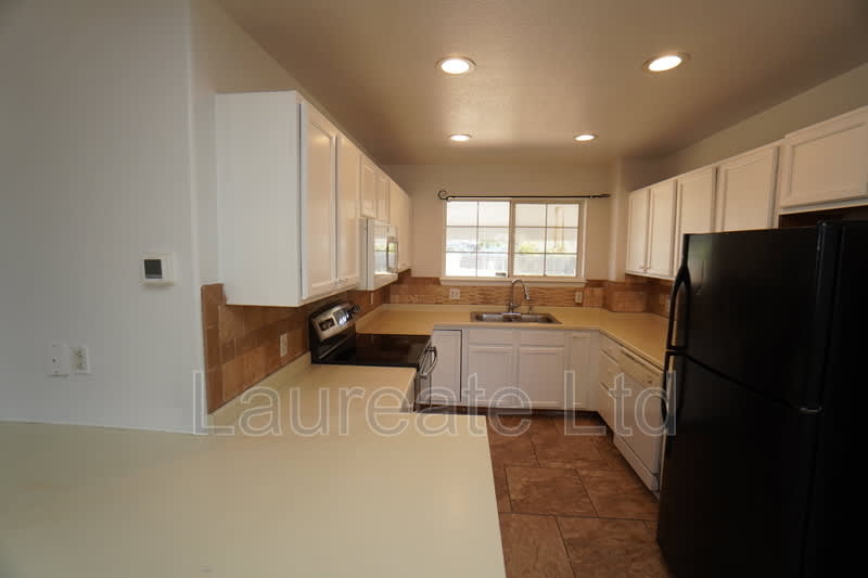 4776 Blackhawk Way – photo 5