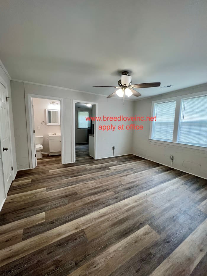 1710 Freeman Street Southeast – photo 5