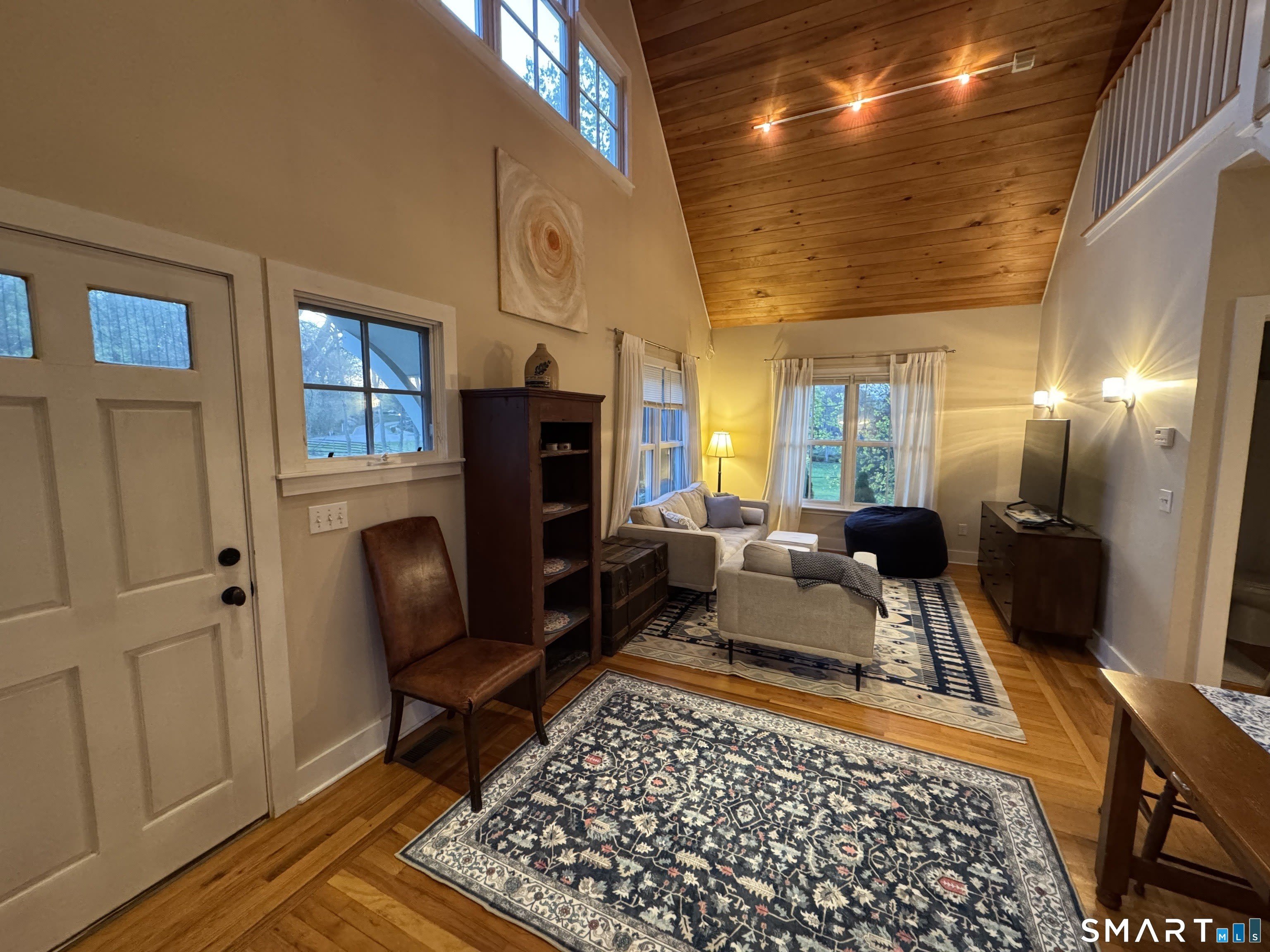 33 Copse Road – photo 5