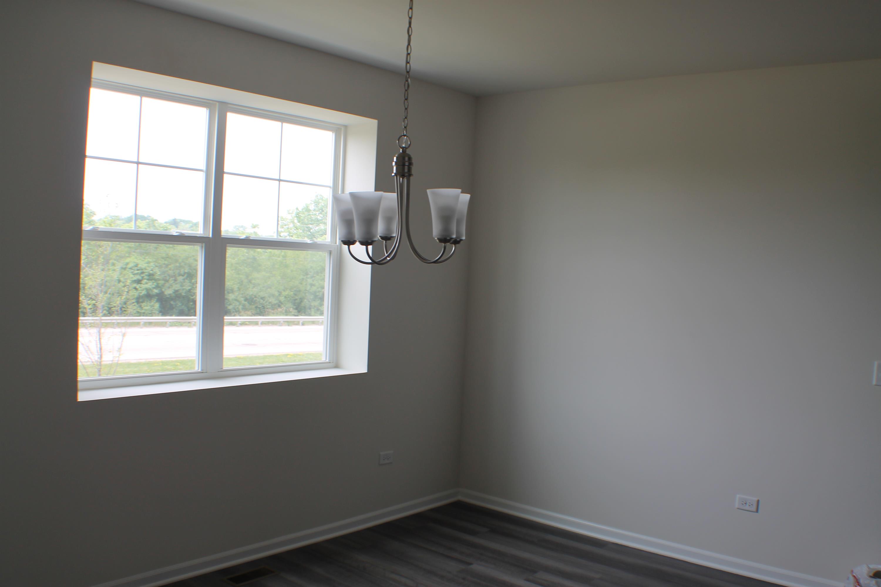 1601 Albany Street – photo 4