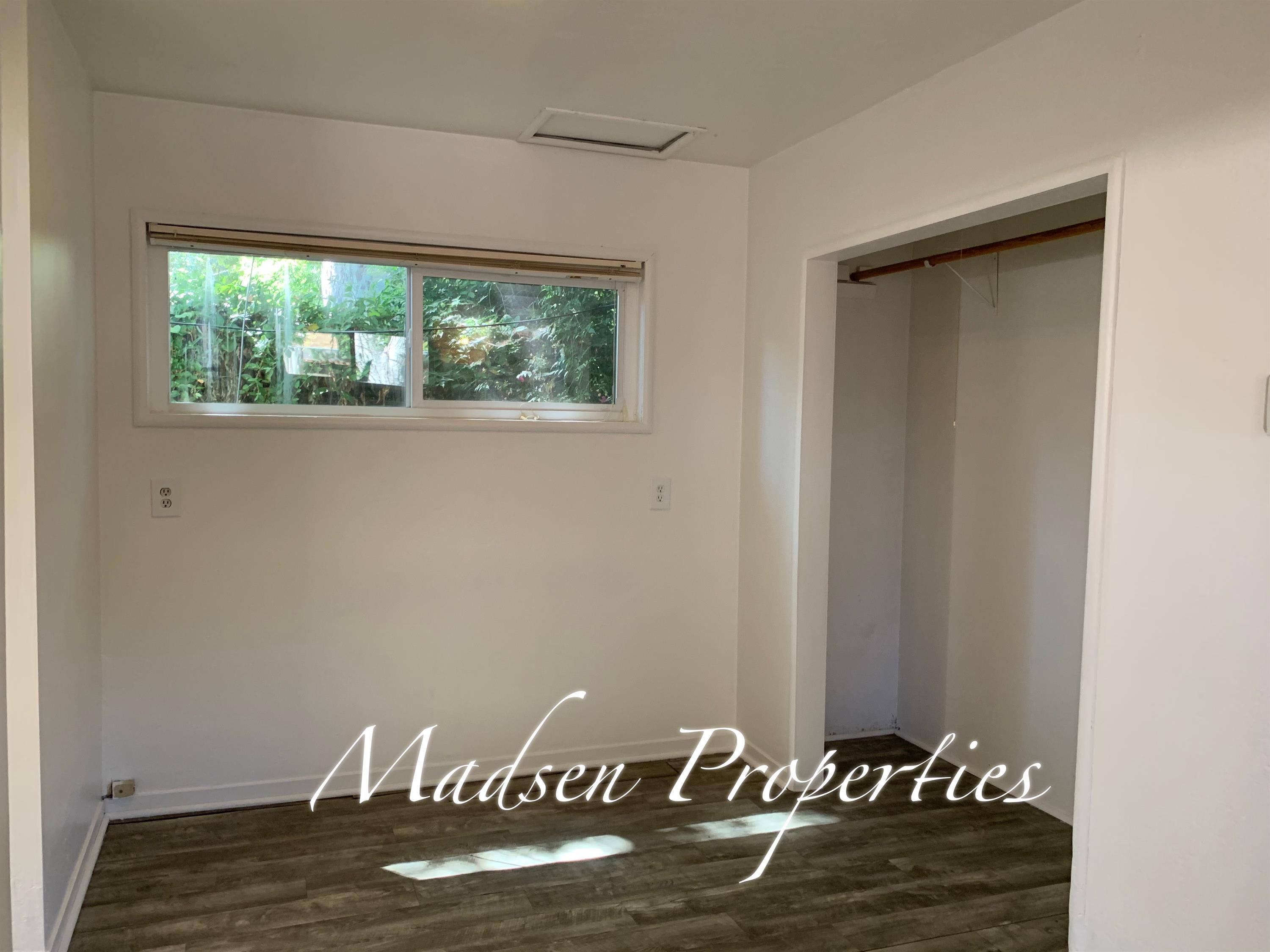 1531 Sherman Avenue – photo 5