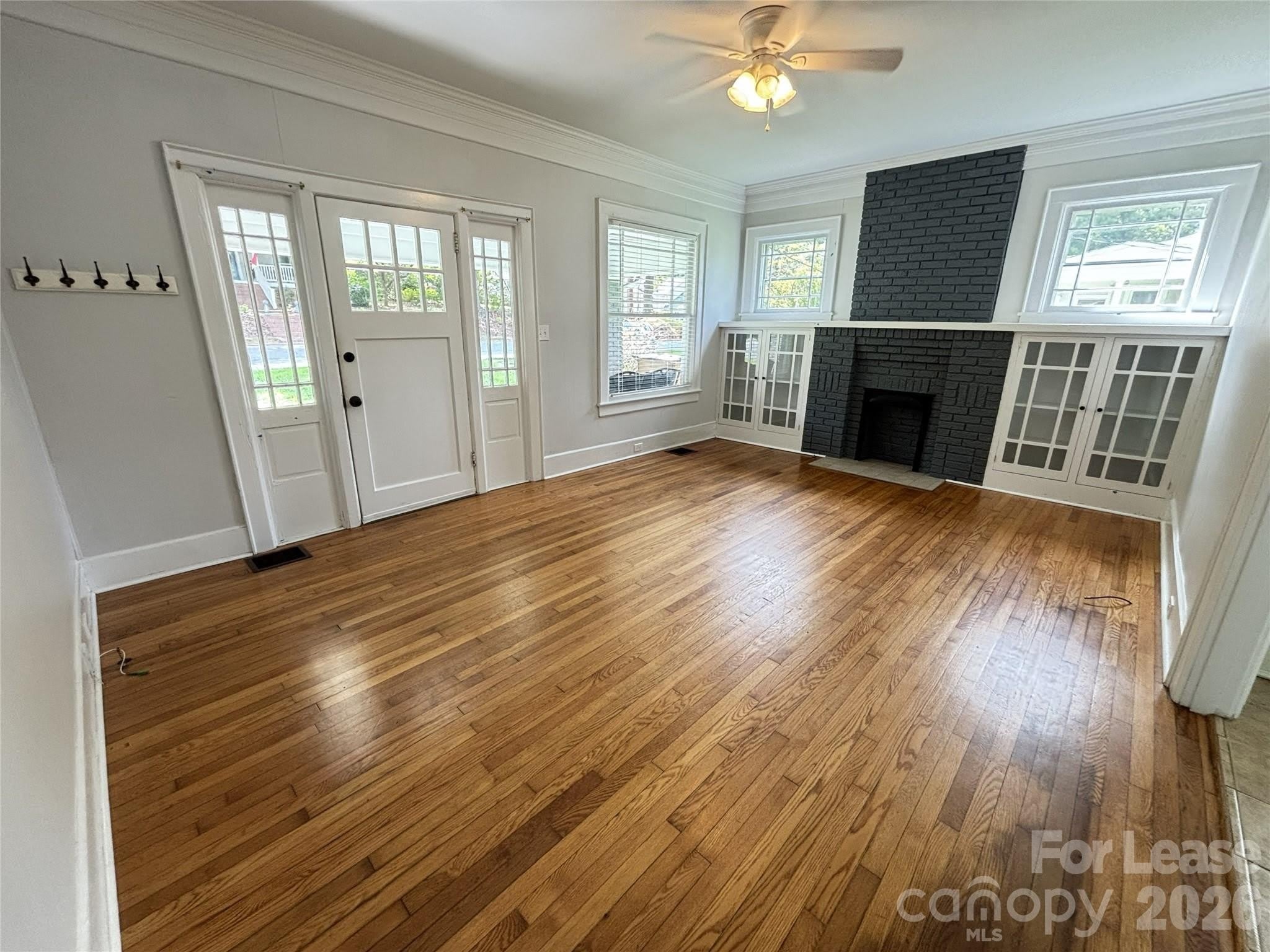 629 N Cedar Street – photo 3