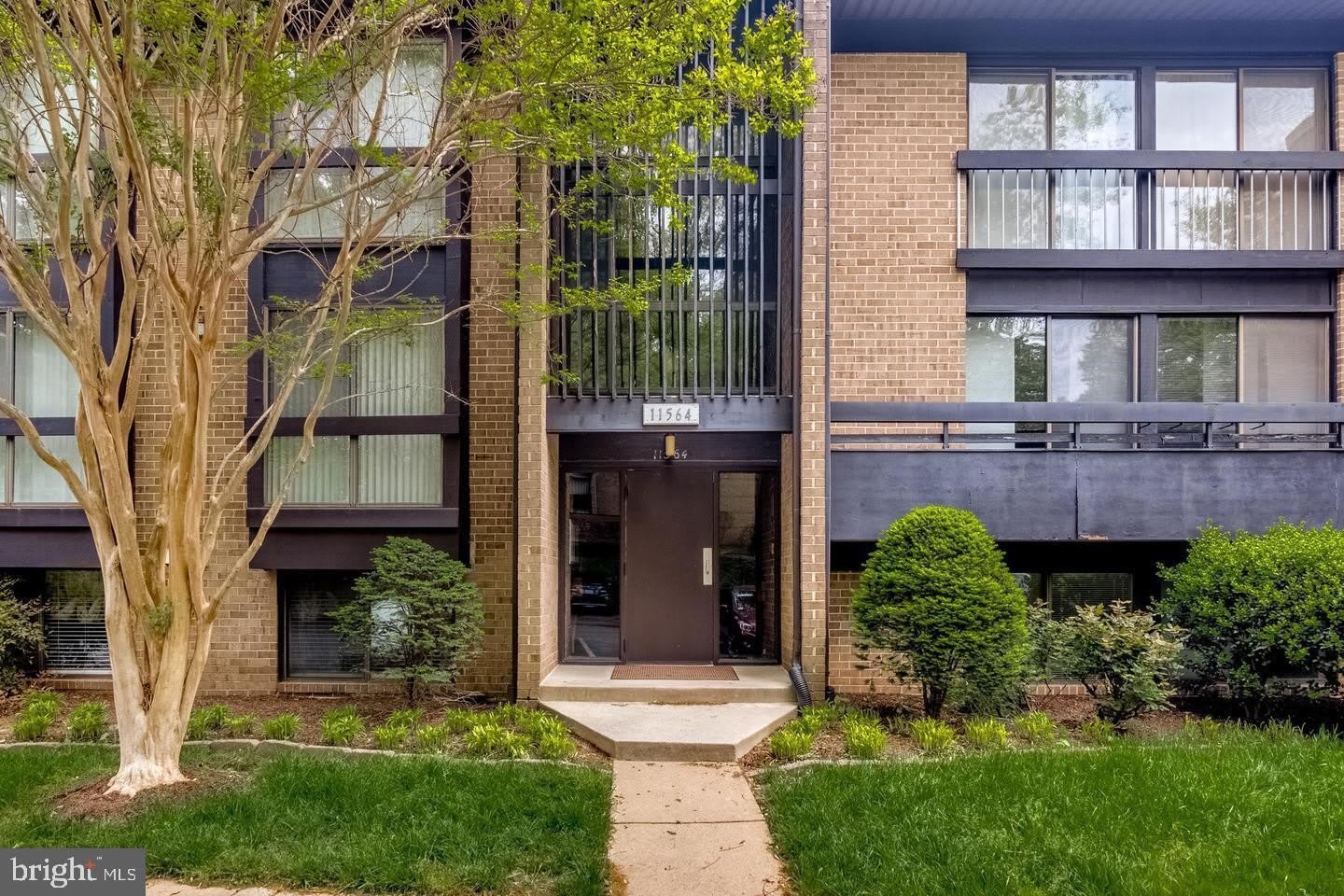 11564 ROLLING GREEN Court – photo 4