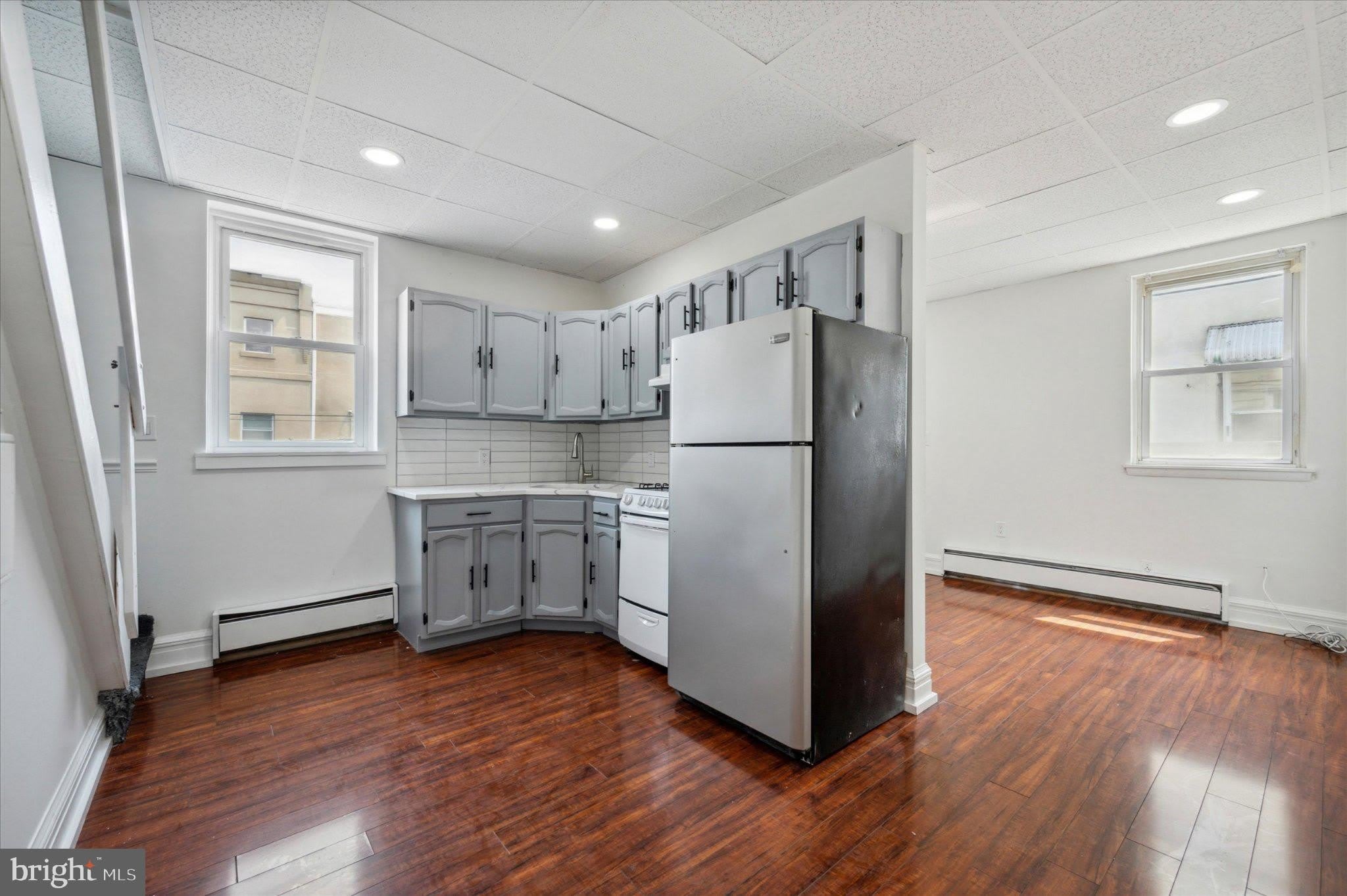 2201 S HICKS Street – photo 4