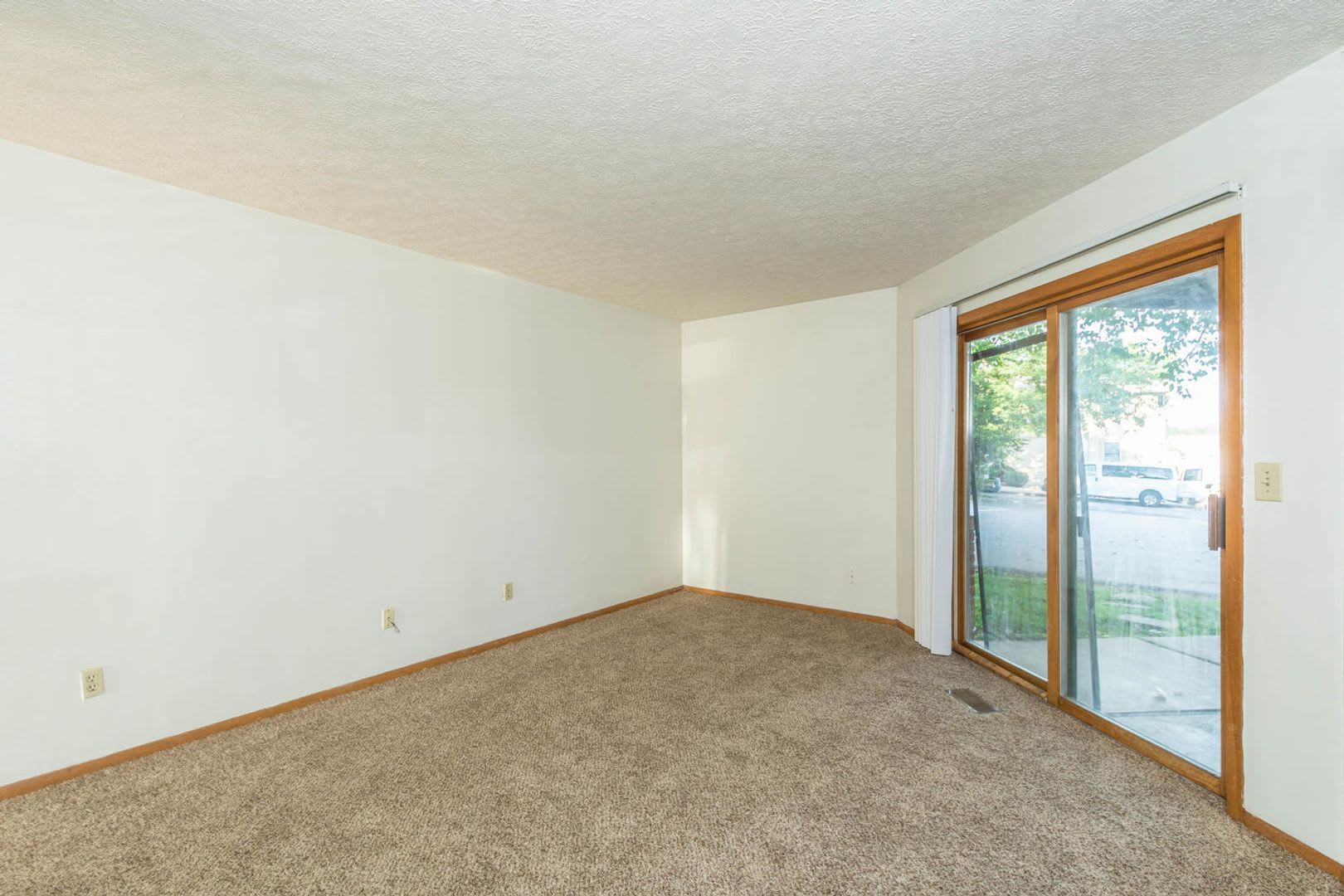 521 Henderson Crossing – photo 3
