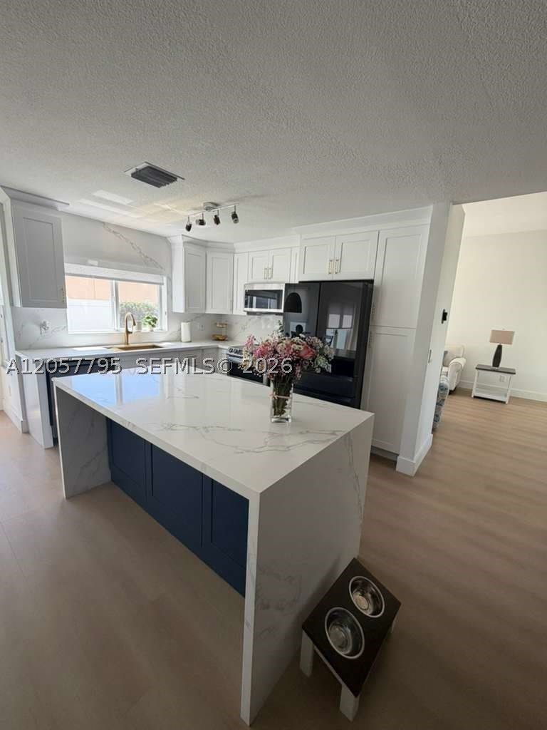 1920 NW 182nd Ter – photo 3