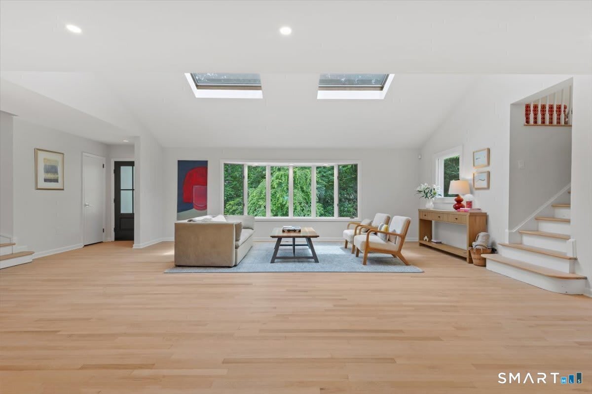 10 Bowman Drive – photo 4