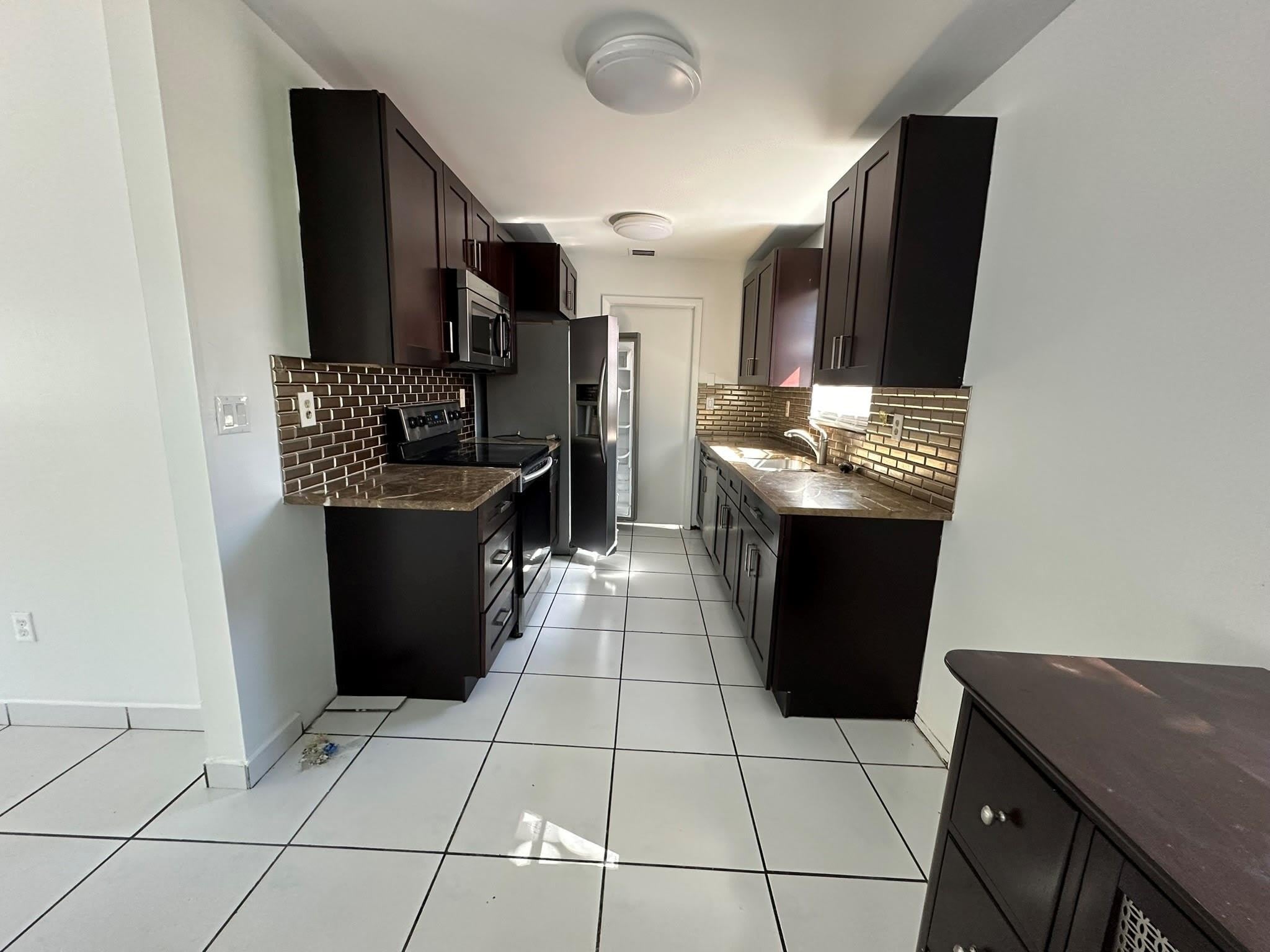 1705 Adams Street – photo 3