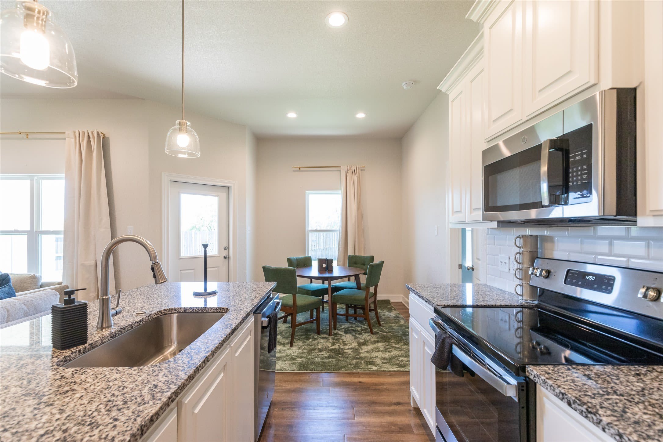 1709 Bandolero Road – photo 4