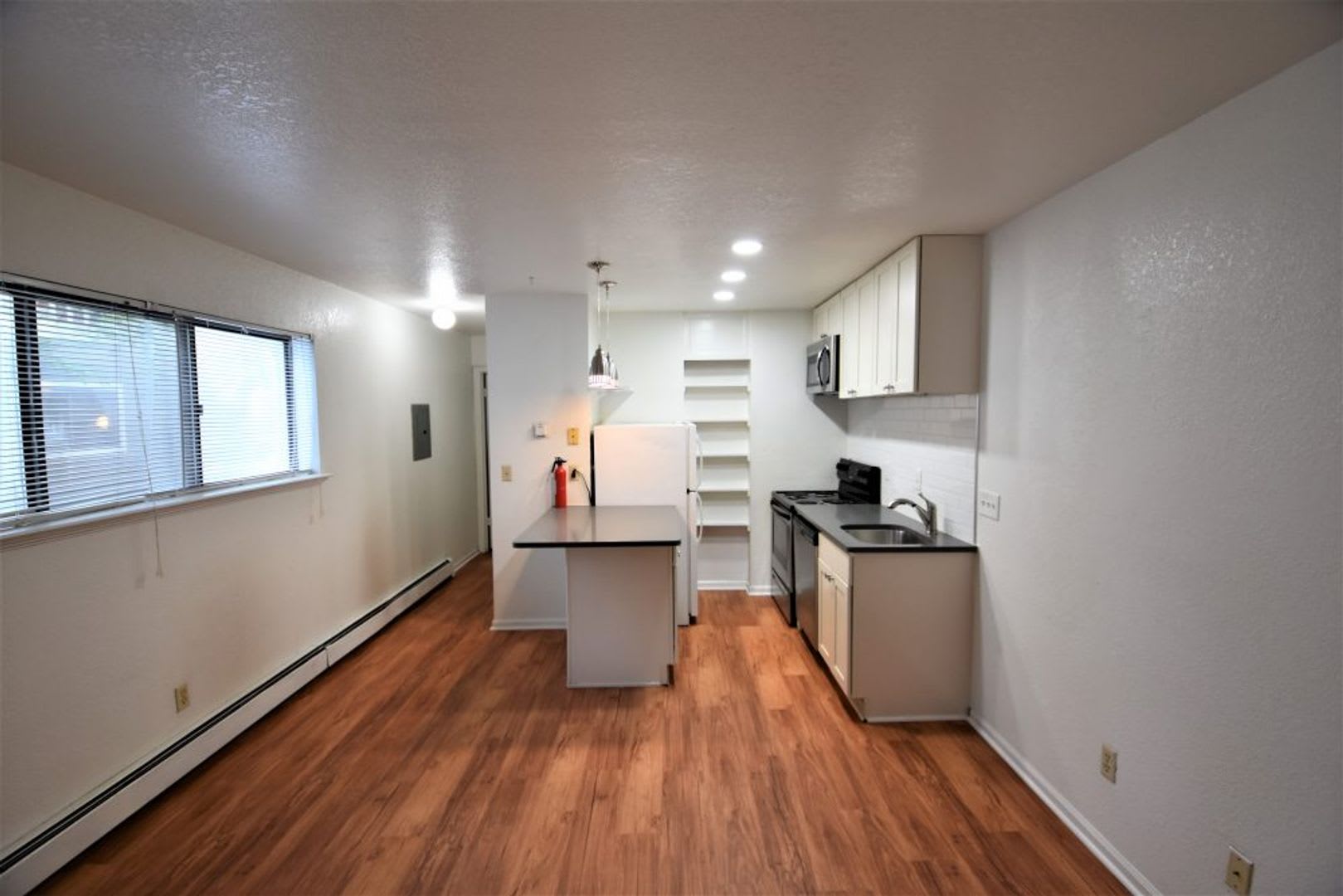 Charming 1bd 1 bath apt. located near CU Boulder! – photo 1