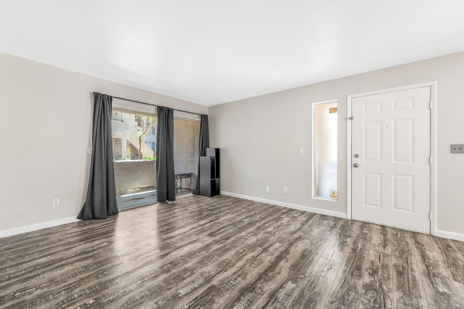 Charming First-Floor Condo in a Gated Community with Resort-Style Amenities! – photo 5