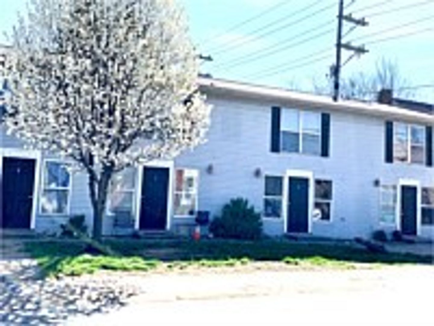 Cozy 2 bed unit available! – photo 2