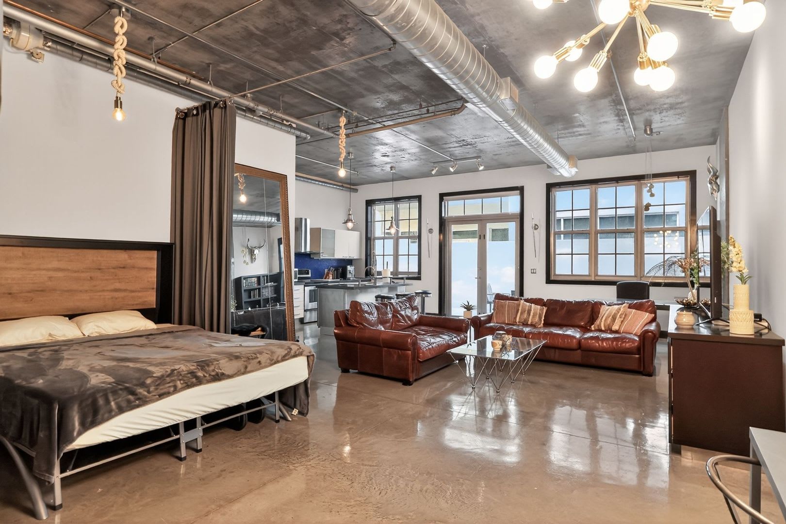 Modern 1BR Loft in Flagler Village – photo 2