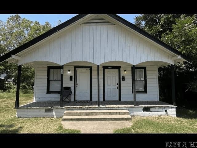 222 College Park Circle – photo 1