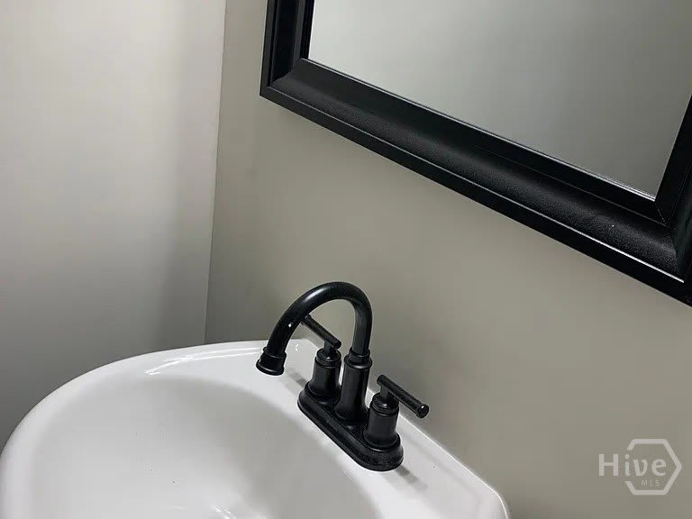 1015 Bowden Street – photo 4