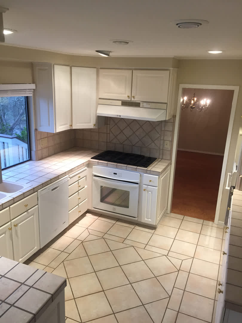 Gorgeous American River Canyon South home on cul-de-sac backing to Hinkle Creek Nature Area. – photo 3