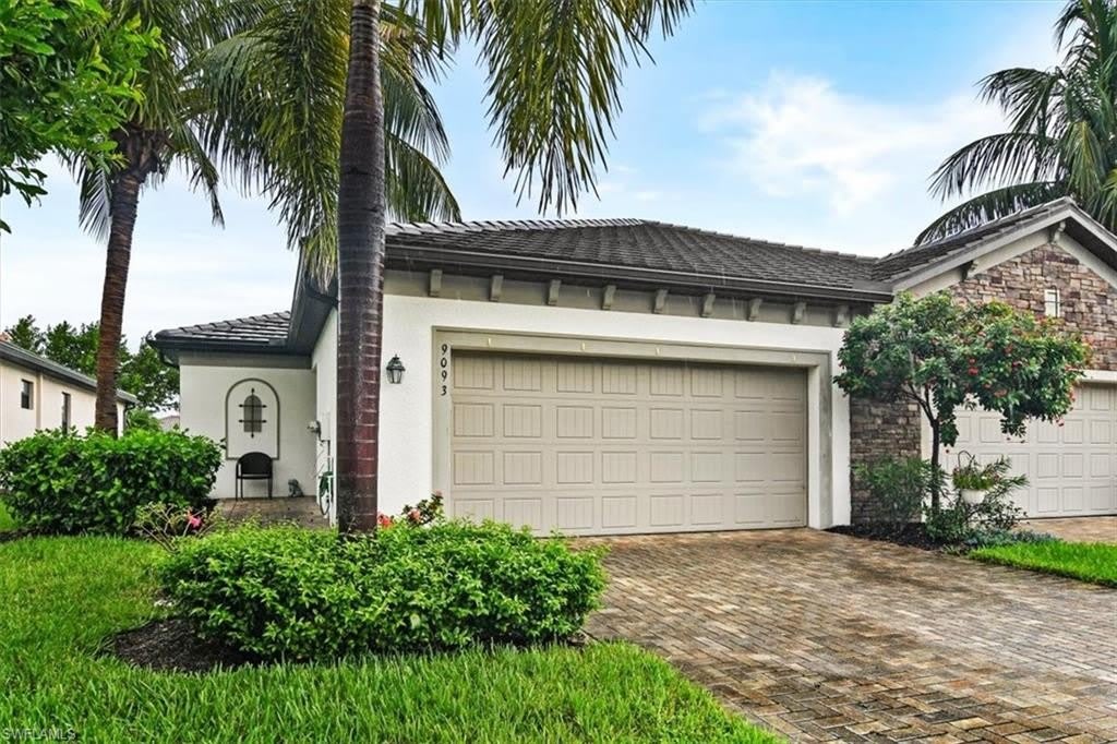 9093 Glenforest Dr – photo 1