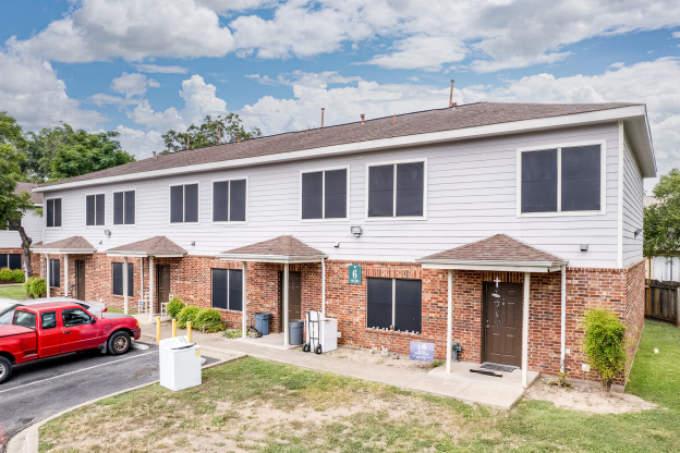 1050 Springdale Rd, #215 – photo 4