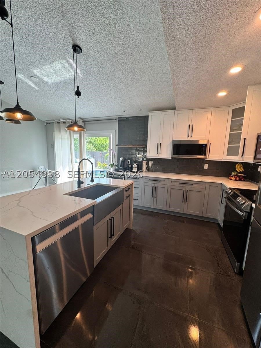 3415 55th Dr E – photo 2
