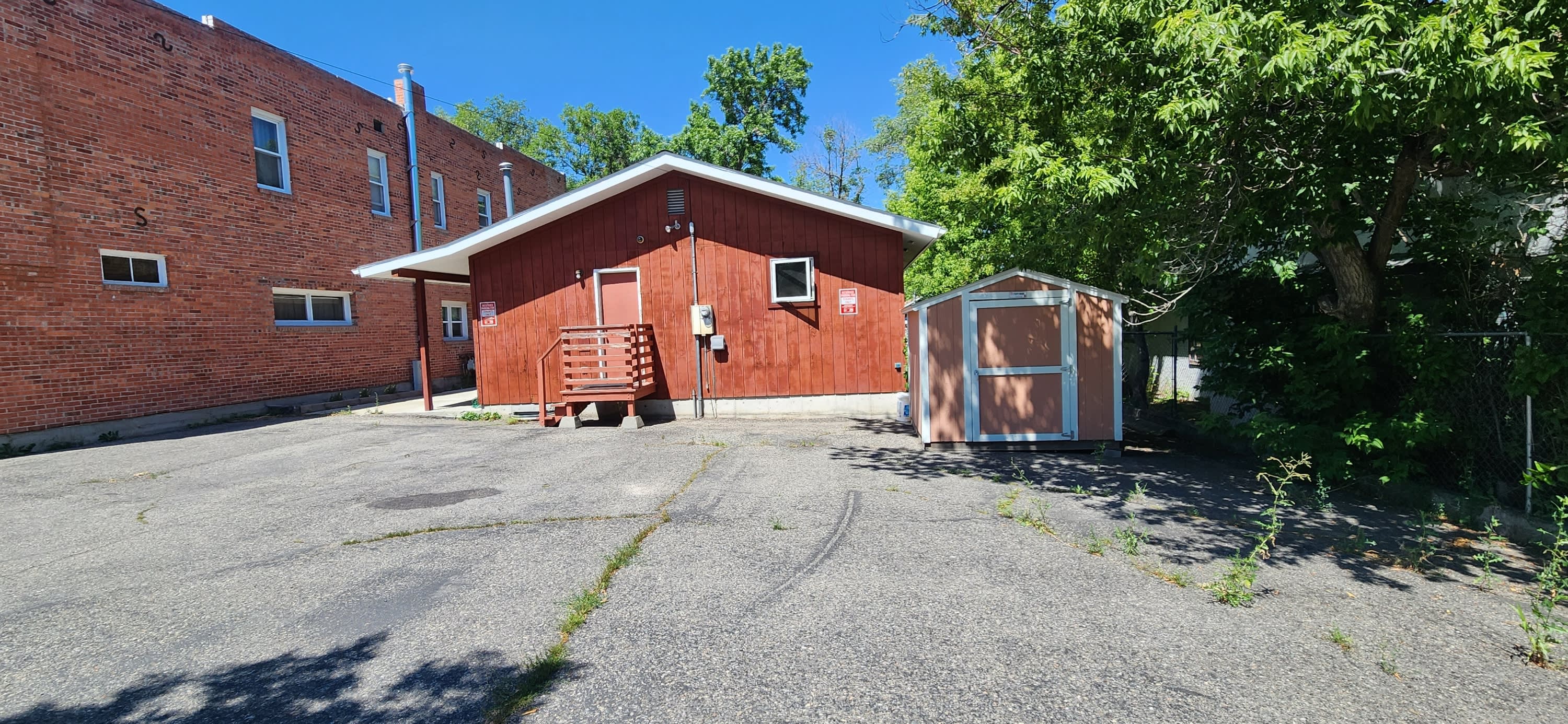 907 E 6th Ave – photo 3