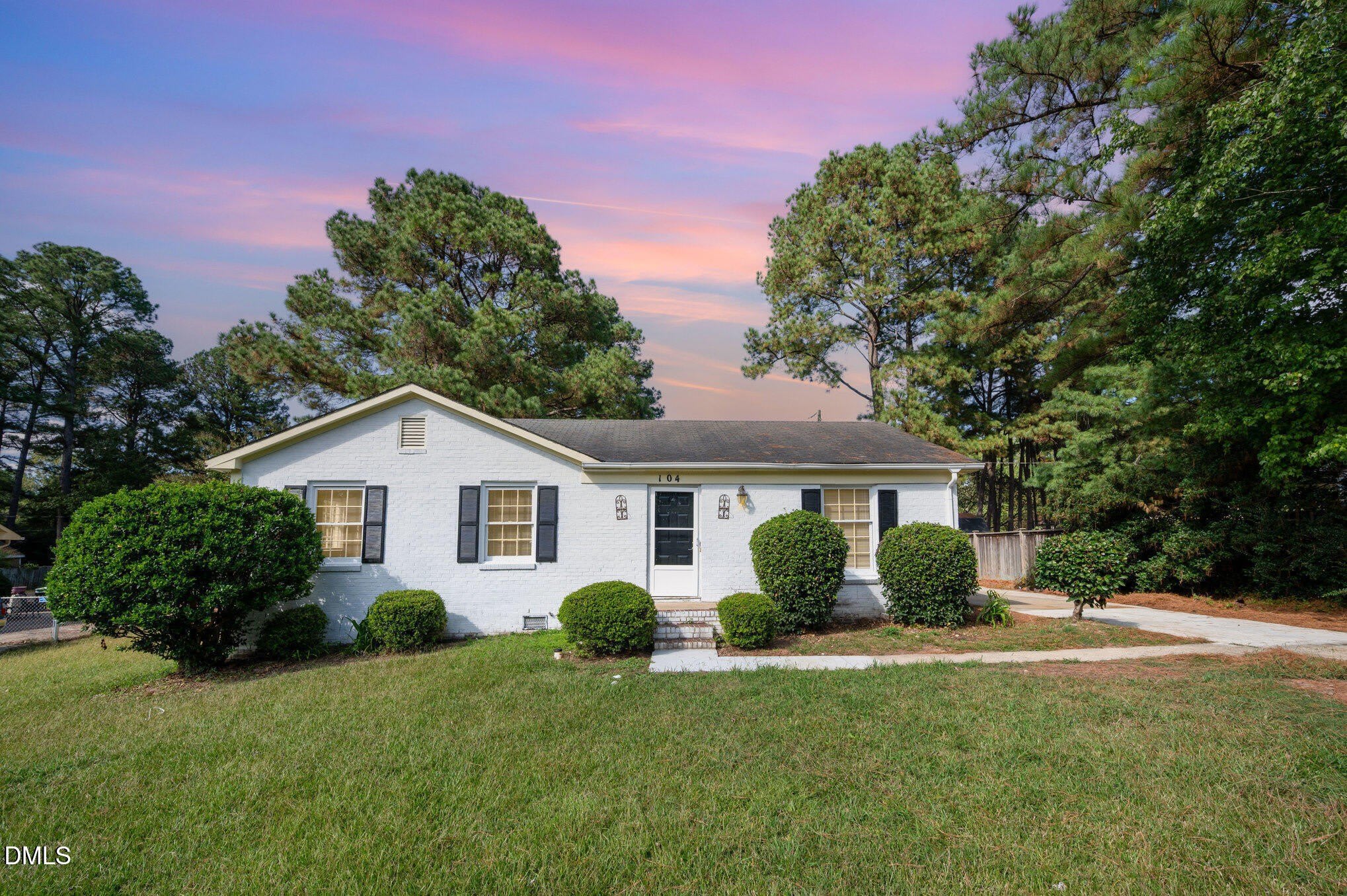 104 Deblyn Court – photo 1