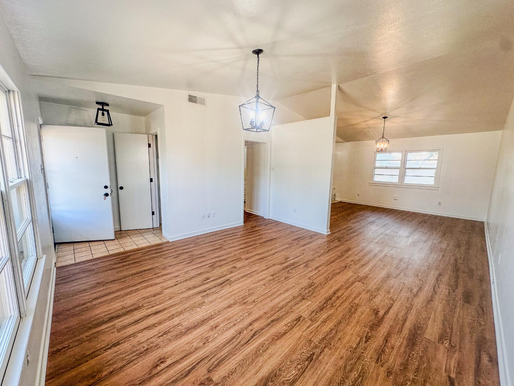 5011 52Nd St – photo 4
