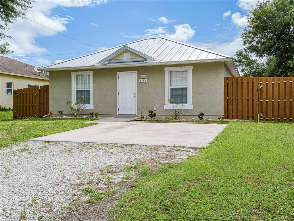 1456 25Th Court Sw – photo 2