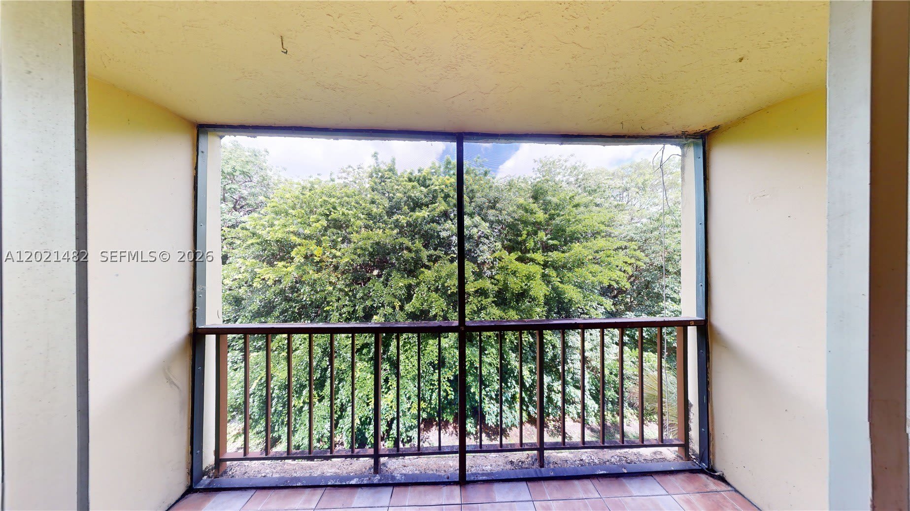 8860 Fontainebleau Blvd – photo 4
