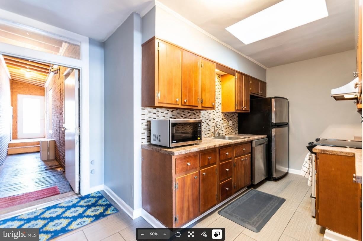 8526 GERMANTOWN Avenue – photo 5