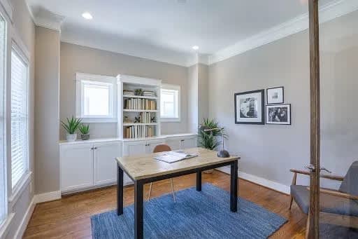 2526 Ashwood Avenue – photo 4