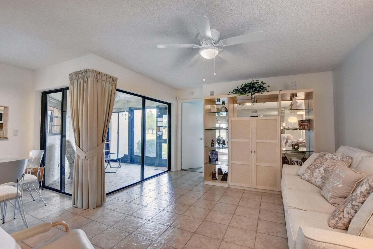 5851 Parkwalk Drive – photo 5