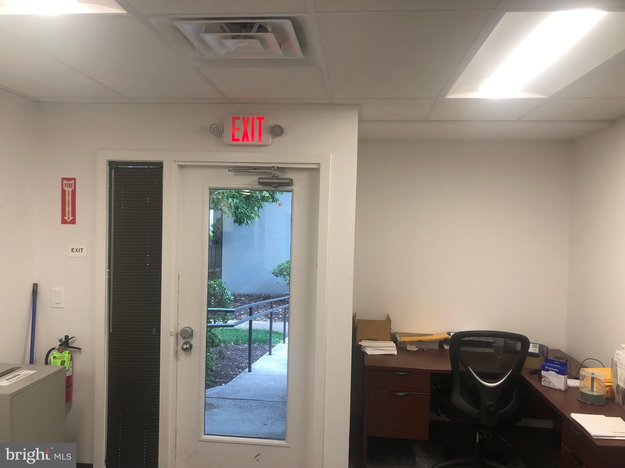 432 Exton Cmns – photo 4