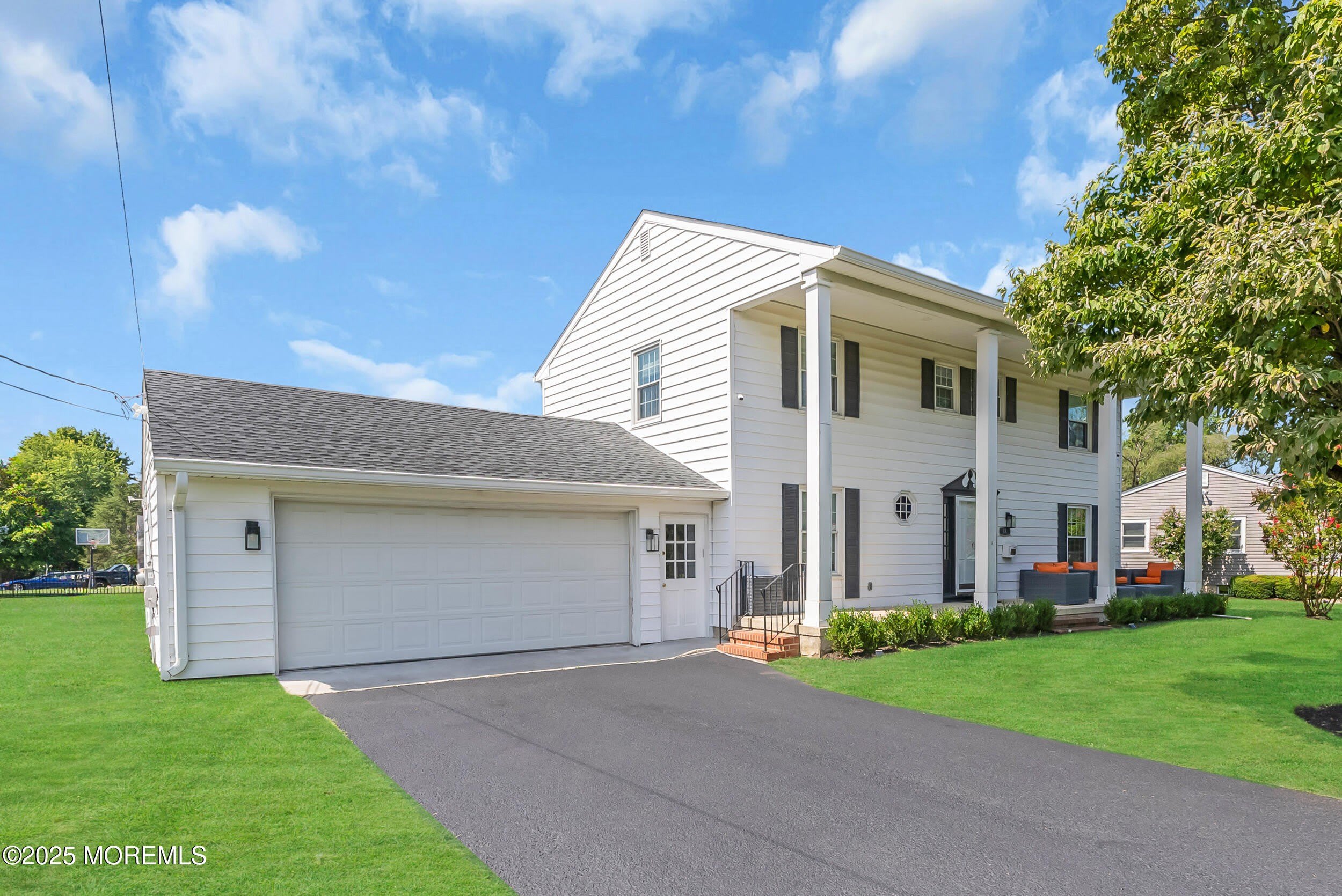 11 Pinewood Avenue – photo 2