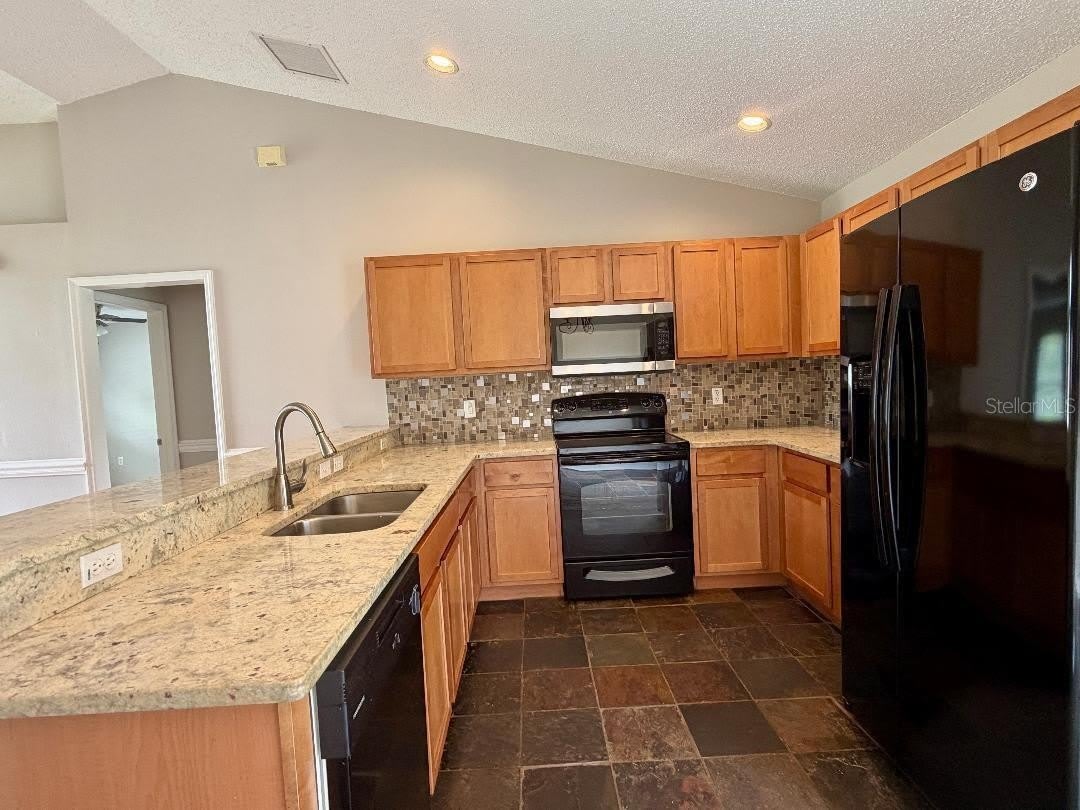 881 HANFORD Drive – photo 3