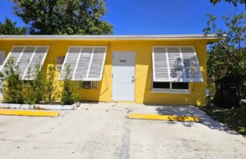 2006 Park Street – photo 1
