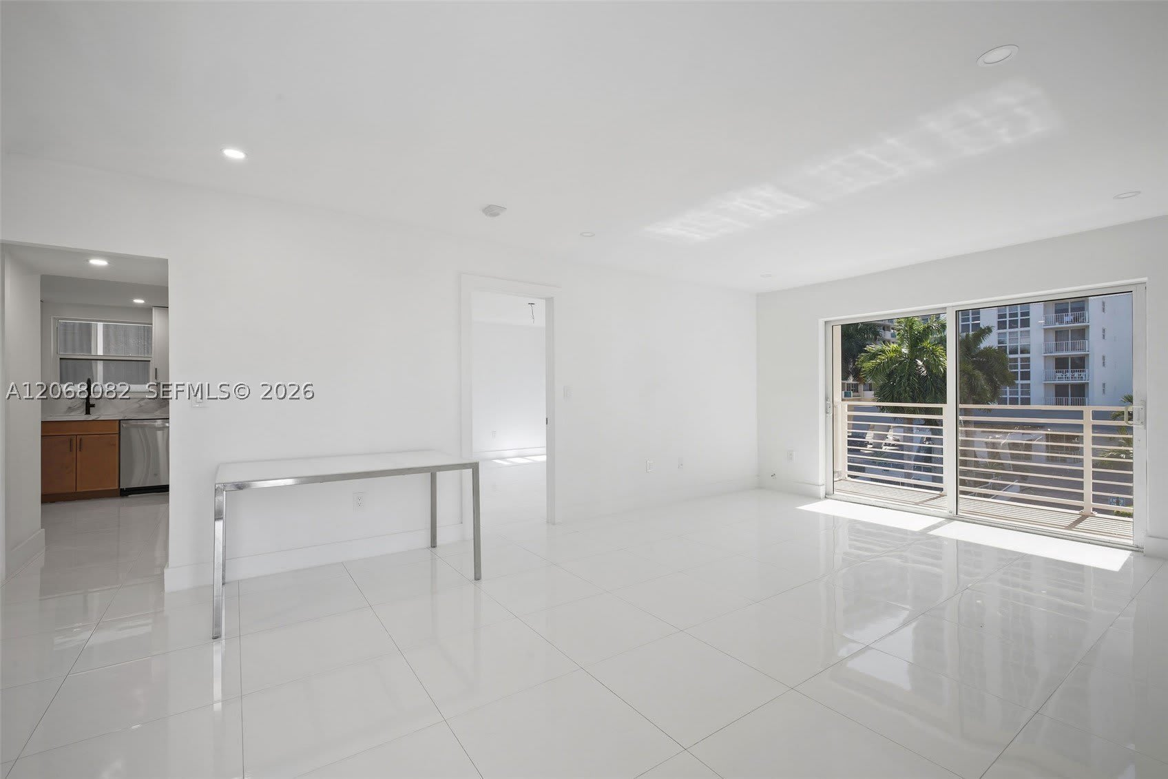 1245 West Ave – photo 2