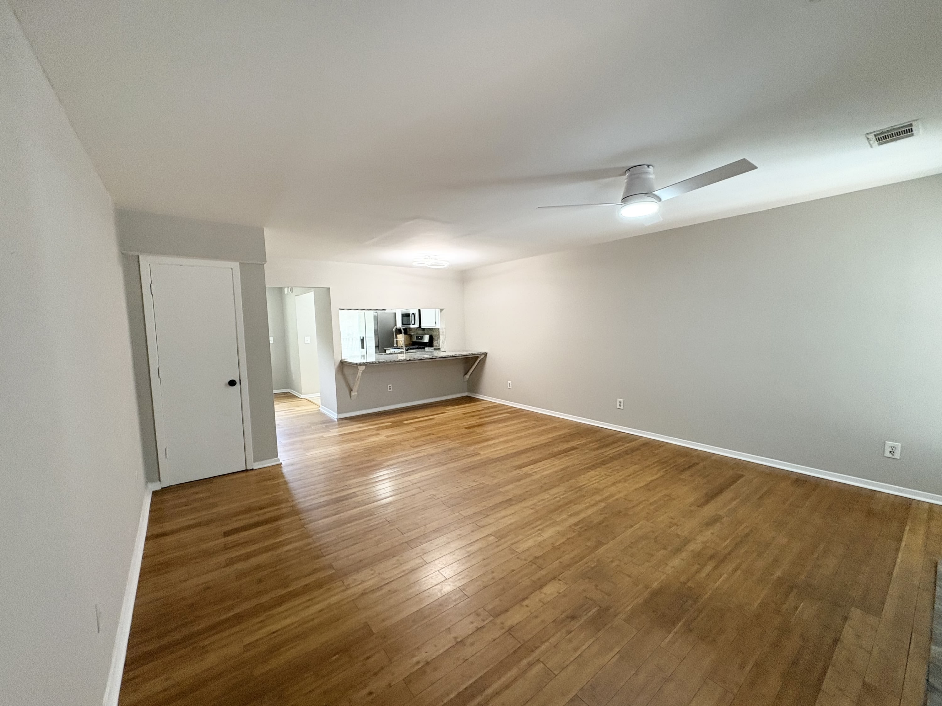 6646 Wellington Square – photo 5