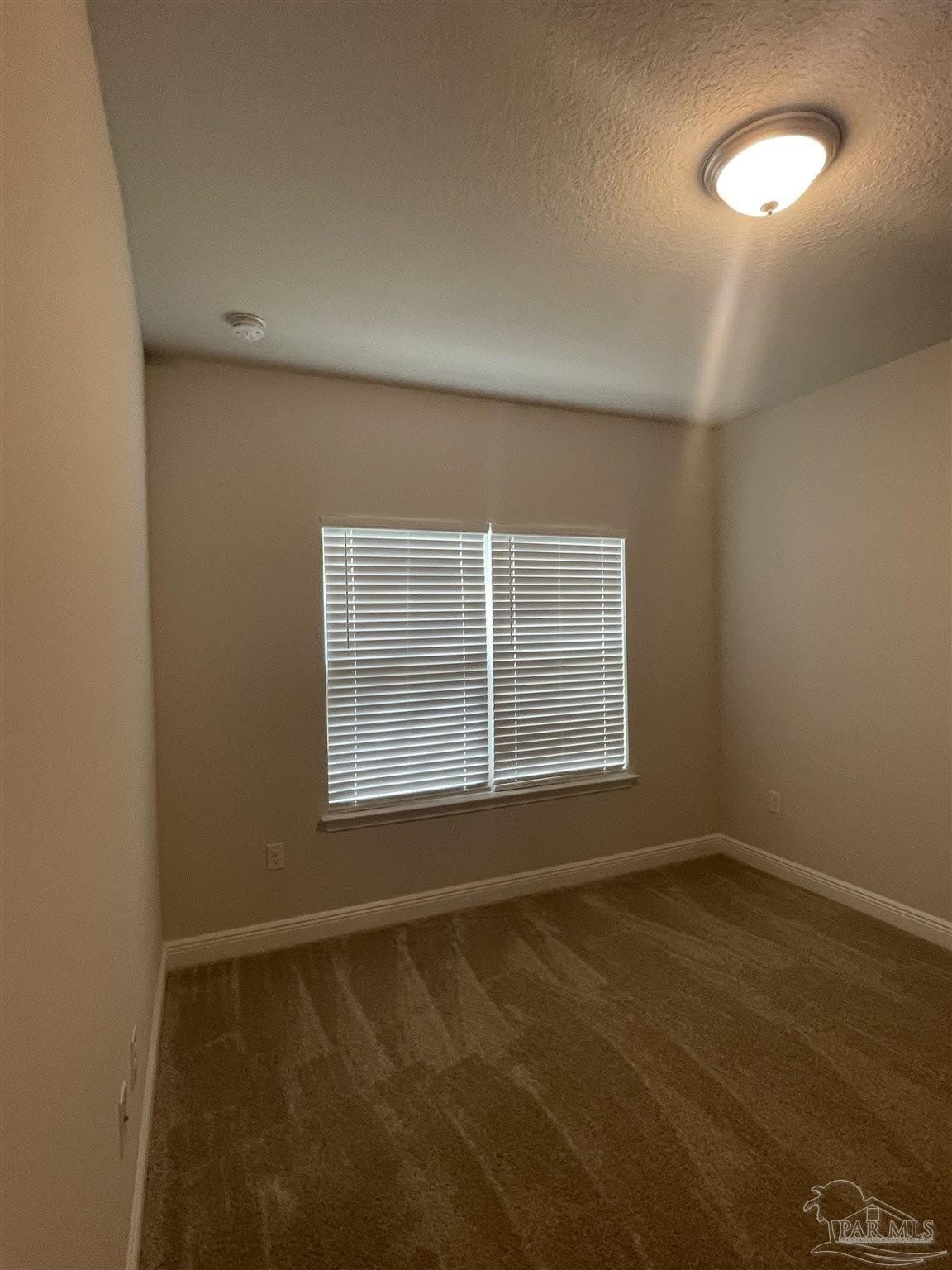 384 Hilburn Ln – photo 3
