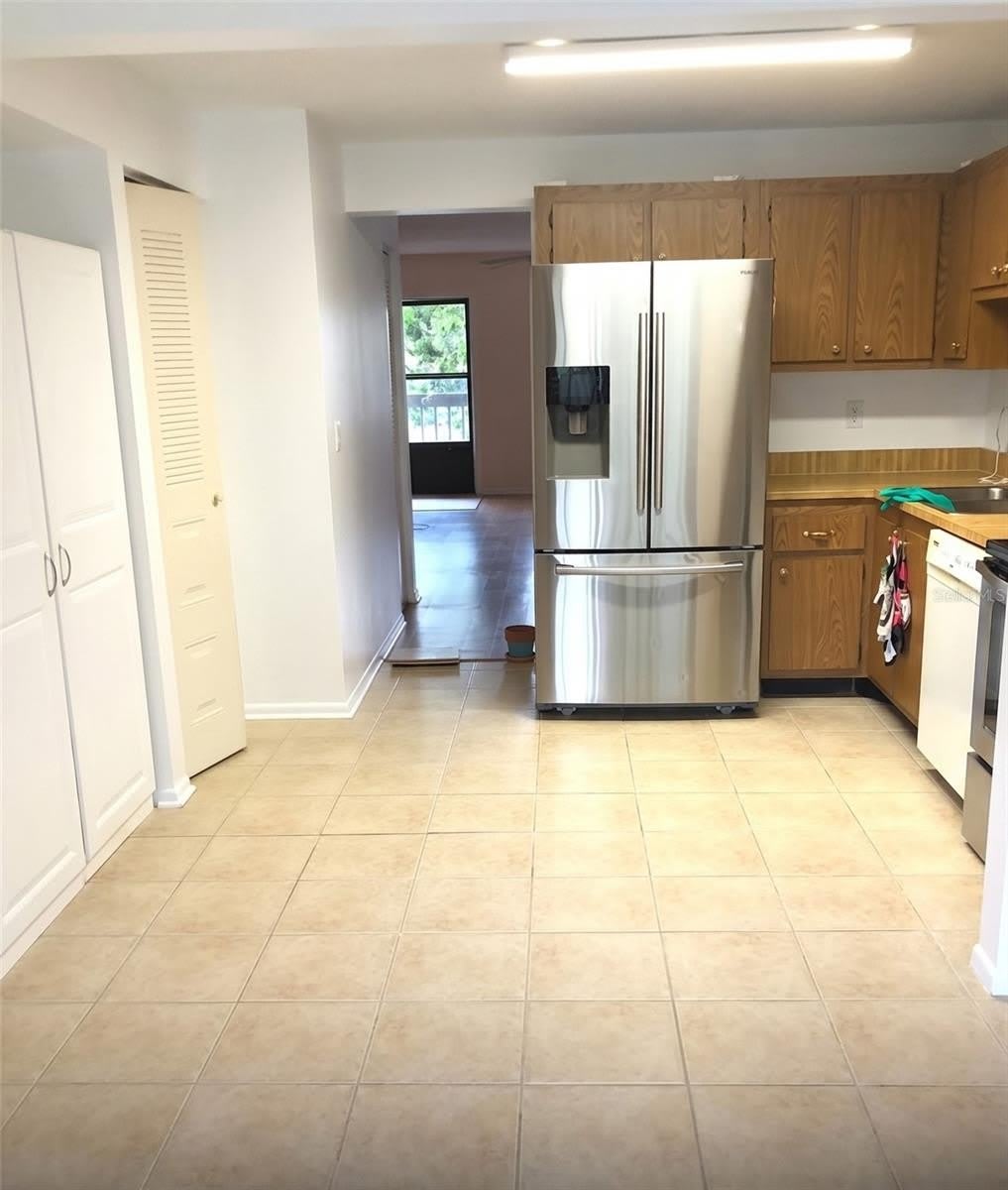 305 30TH Avenue W – photo 4
