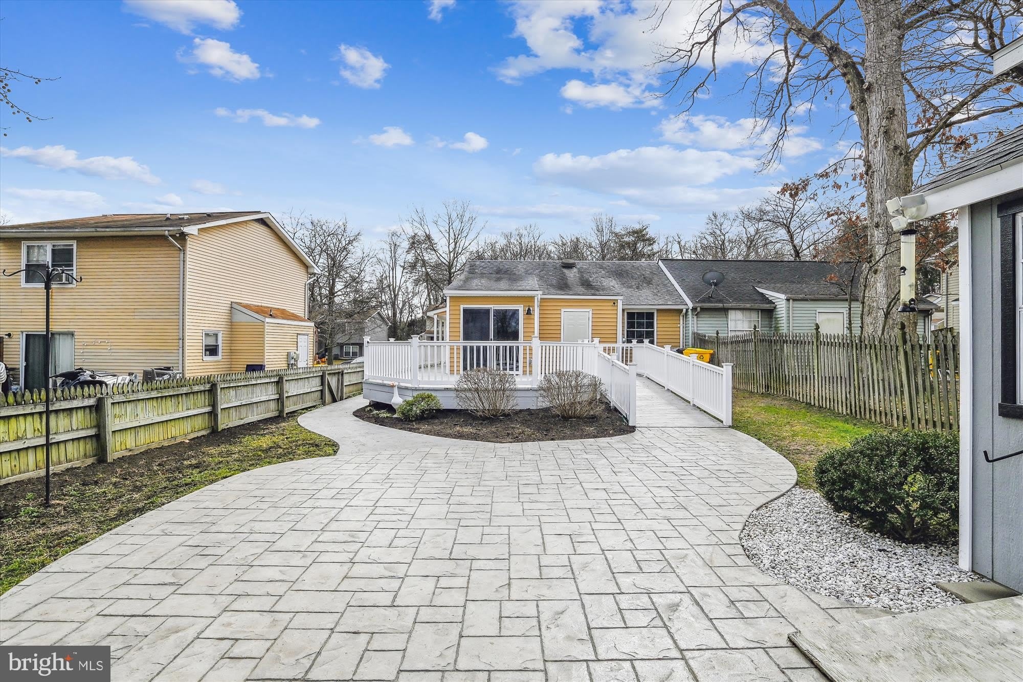 3512 OLD CROWN Drive – photo 2