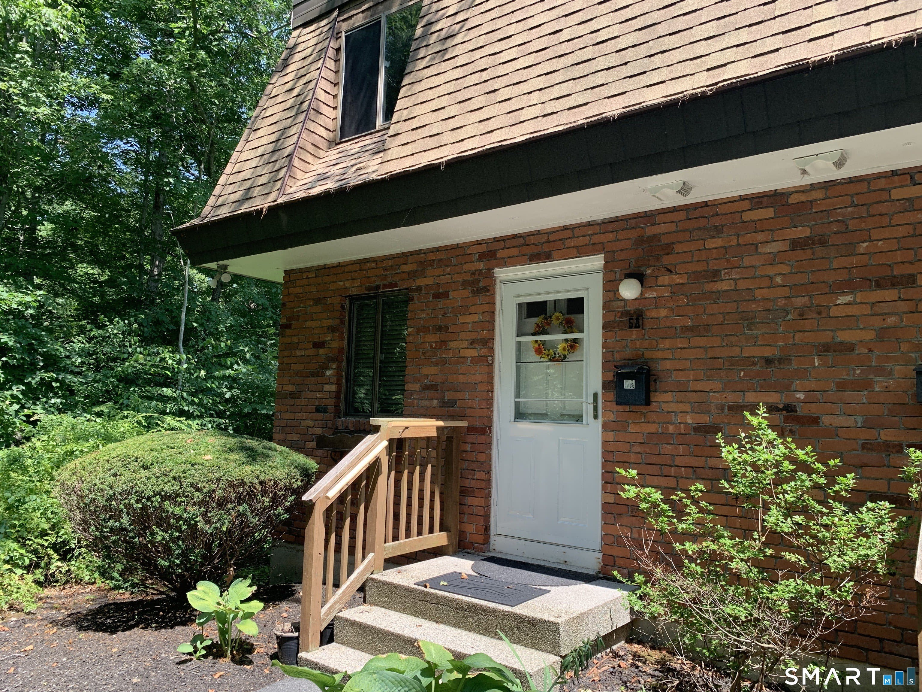 11 King Arthur Drive – photo 2