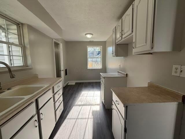 2854 E 11th Avenue – photo 5