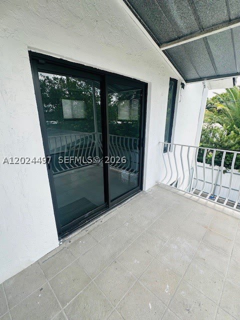 11870 SW 5th St – photo 5