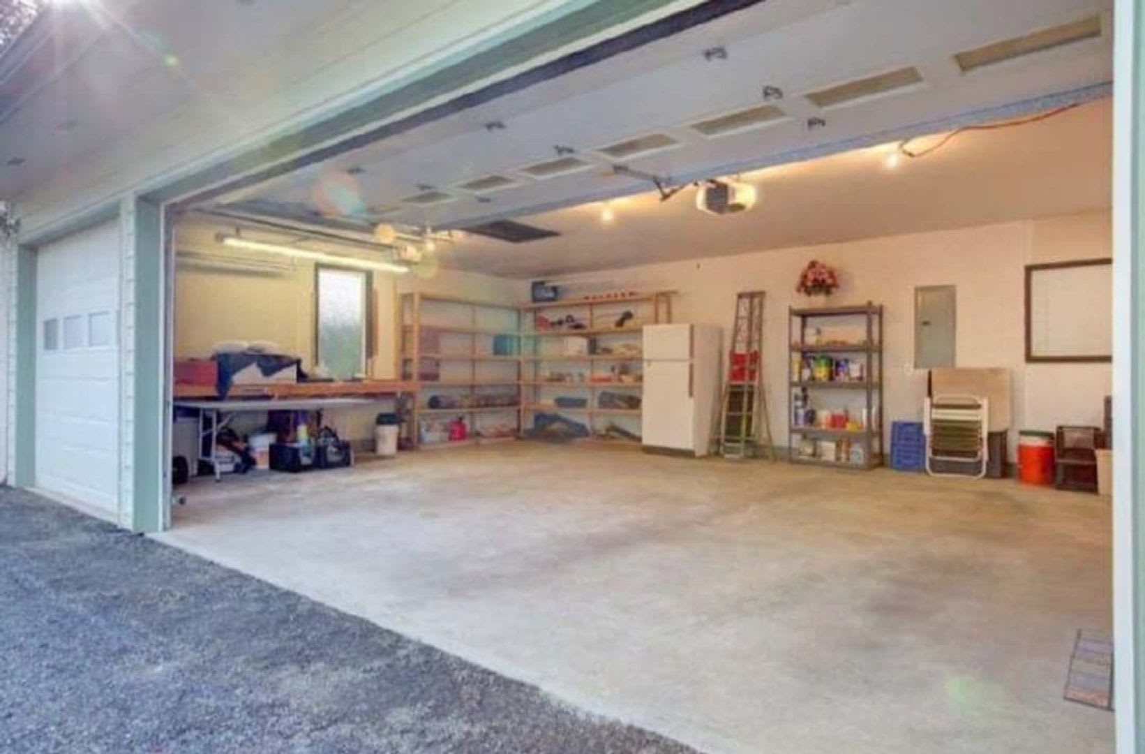 2 Bedroom 2 bath located in Alderbook – photo 3